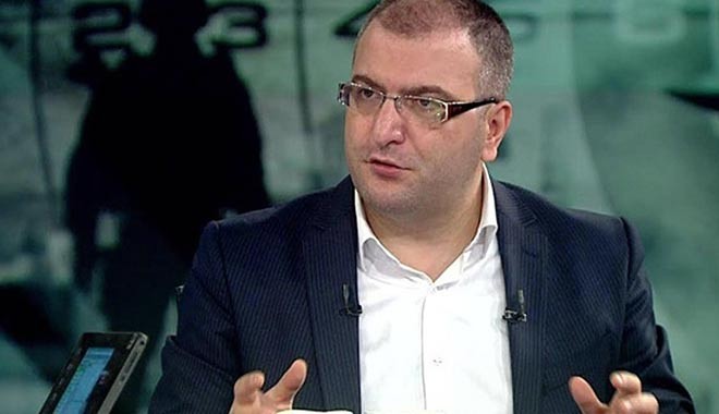 Cem Küçük: AK Parti sokağa iyi bakmalı, hükümeti destekleyen vatandaşlar da moralman yıkıldılar