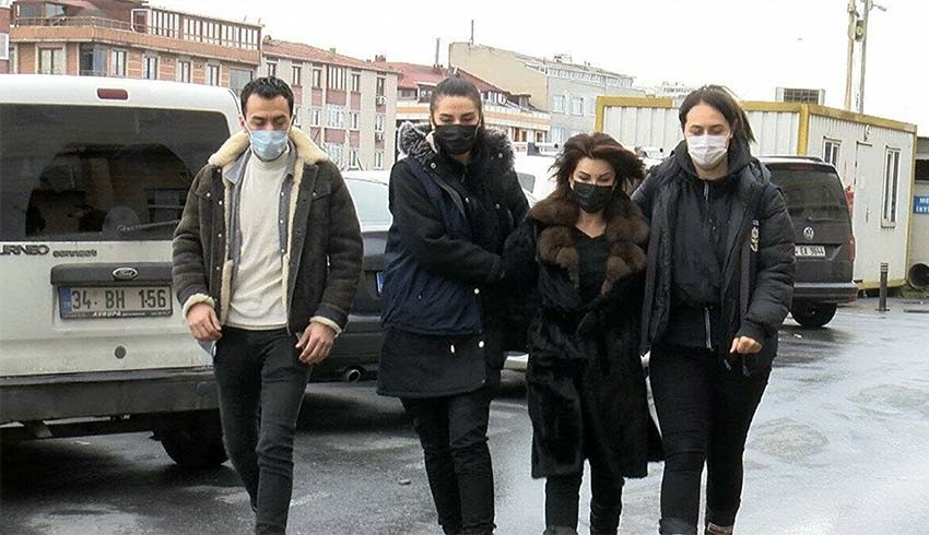 Sedef Kabaş, Cumhurbaşkanı'na hakaretten tutuklandı!