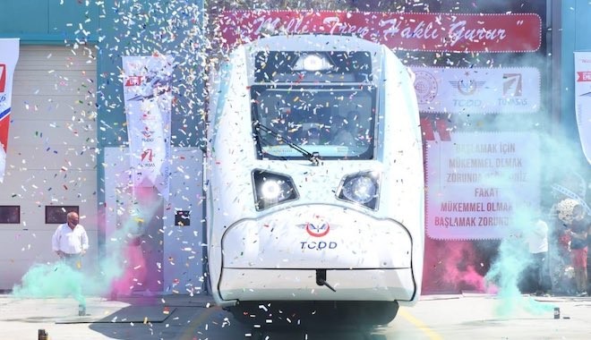 15 Milyar Euro harcama yapılacak! Milli elektrikli tren raylara indi