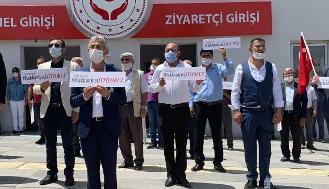 15 Temmuz gazileri eylem yaparak, toplanan 300 milyon TL'nin dağıtılmasını istedi