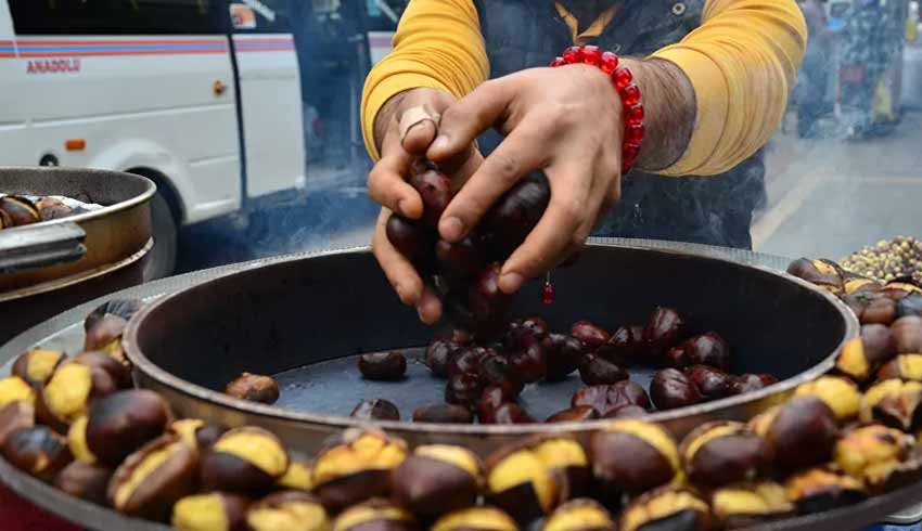 150 gramı 20 lira! Kestaneciler günde ne kadar kazanıyor?