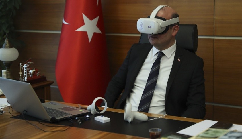 AK Parti'de ilk metaverse toplantısı yapıldı