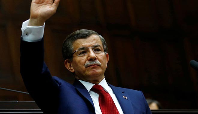 Ahmet Davutoğlu: Ümidi kaybedenin yarını olmaz, konuşmaktan korkmayın