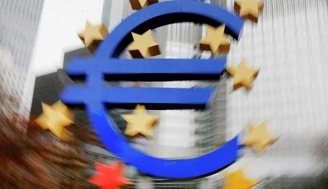 ECB binlerce çalışanının evlerinden çalışmasını istedi