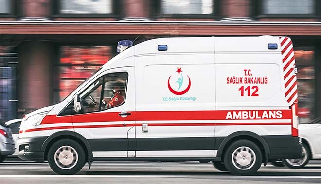 Ankara'da polis uygulama noktasına araç daldı: 5'i polis, 6 yaralı