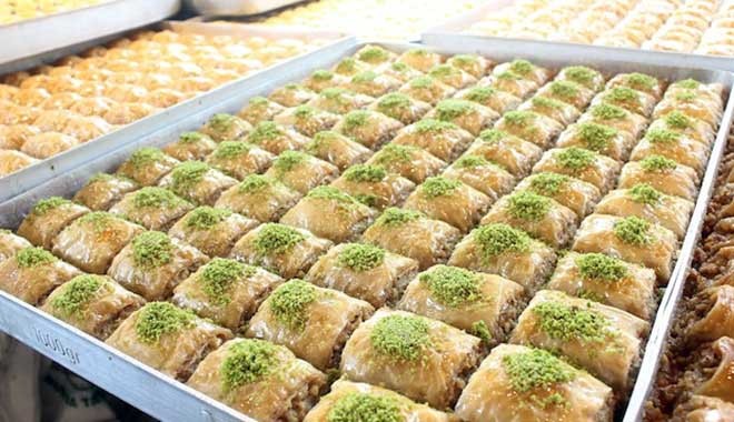 Baklava üreticilerinden 'geri kazanım katılım payı ertelensin' isteği 