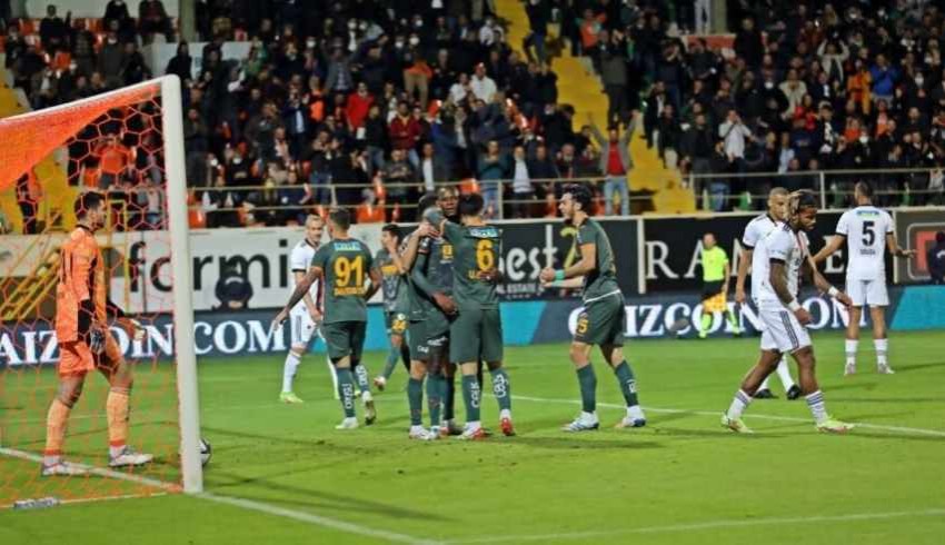 Beşiktaş, Alanyaspor'a da yenildi!