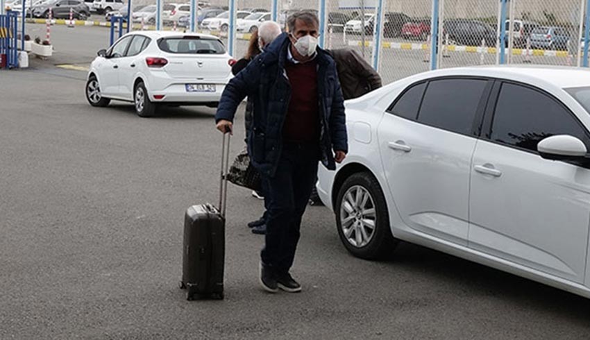 Beşiktaş'ın radarındaki Şenol Güneş İstanbul yolunda!