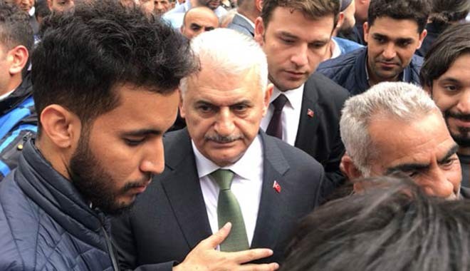 Binali Yıldırım: Emeklilikte yaşa takılanlar için çalışma yapılıyor