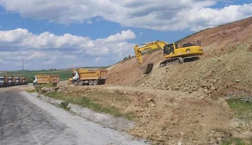 Böylesi ancak Türkiye'de olur! Havalimanının yolu havalimanının maliyetini aştı