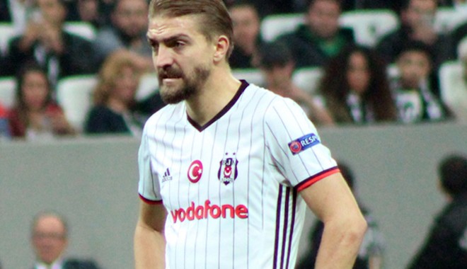 Caner Erkin'e devre arası 2 yıllık teklif