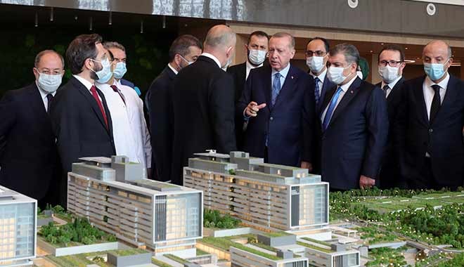 Cumhurbaşkanı Erdoğan, Başakşehir Çam ve Sakura Şehir Hastanesi'ni açtı: Burası çam ormanı haline dönüşsün