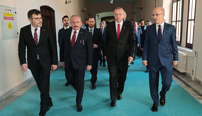 Cumhurbaşkanı Erdoğan: Kredi muslukları kısıldı, pek çok firma üretimden çekildi