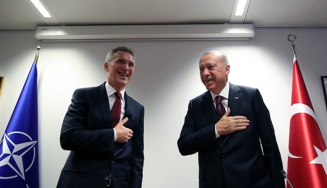 Cumhurbaşkanı Erdoğan, NATO Genel Sekreteri'nin elini neden sıkmadı?