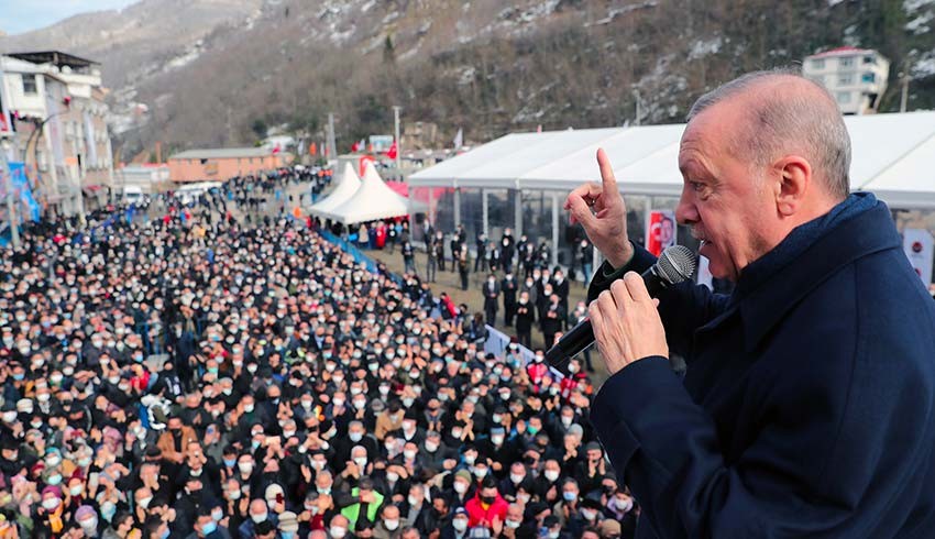 Cumhurbaşkanı Erdoğan'dan İmamoğlu'na: Sel olunca birileri gibi kafa bulmaya gitmedik