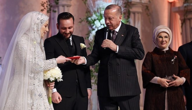 Cumhurbaşkanı Erdoğan'dan yeğenine dört çocuk tavsiyesi