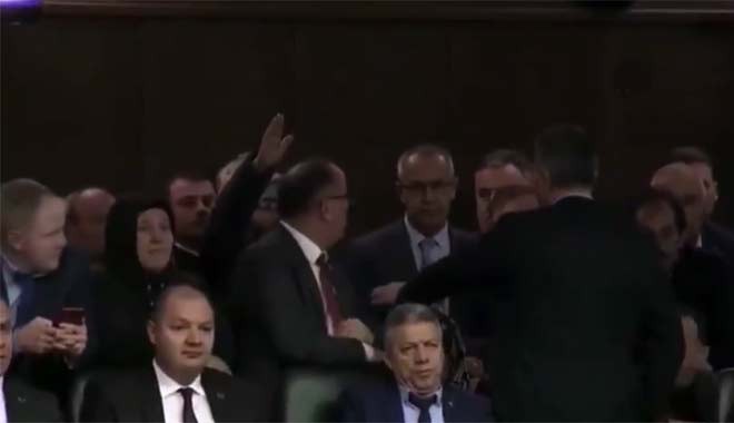 Cumhurbaşkanı Erdoğan konuşurken ''Çocuklarım aç'' diye bağırdı