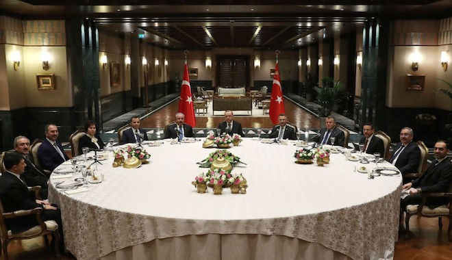 Cumhurbaşkanı Erdoğan, yasama, yürütme ve yargı organlarının temsilcilerine yemek verdi