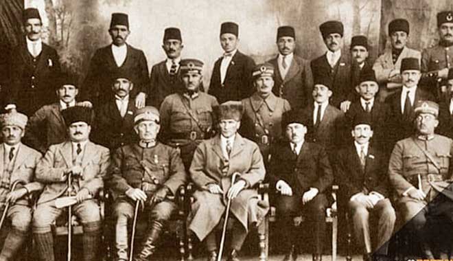 Cumhuriyetin temellerinin atıldığı 100 yıllık gurur