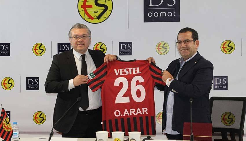 D’S damat, Eskişehirspor’un resmi giyim sponsoru oldu