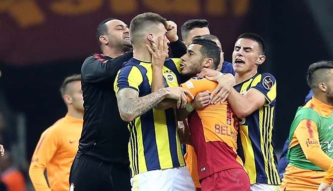 Hasan Şaş, Galatasaray'daki görevinden istifa etti