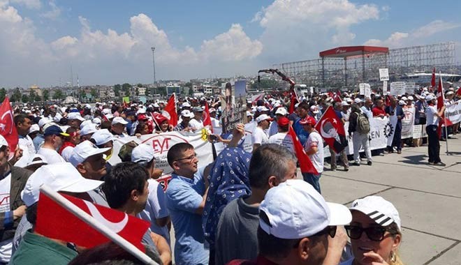 EYT'liler için 'kademeli' emeklilik formülü masada