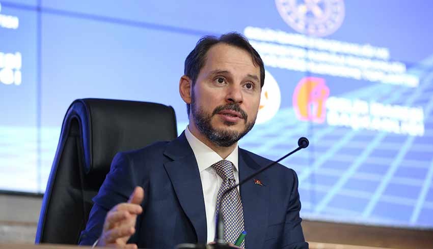 Bakan Albayrak: Dolarla uğraşmıyoruz, istesek düşürürüz