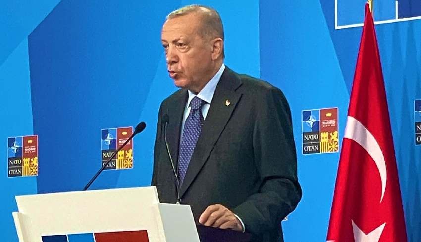 Financial Times'dan kızdıracak Erdoğan yorumu: Ülke çok büyük bir krizin içinde