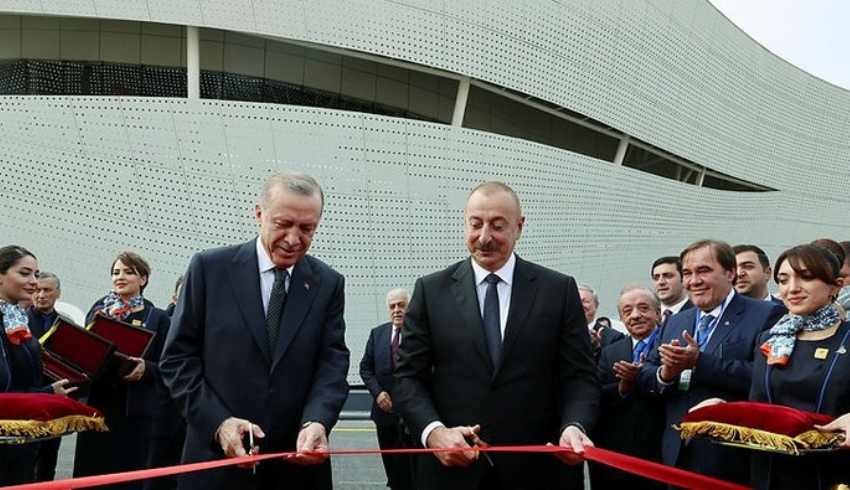 Erdoğan, Zengilan Havalimanı açılışına katıldı: Türk patronlar da hazır bulundu