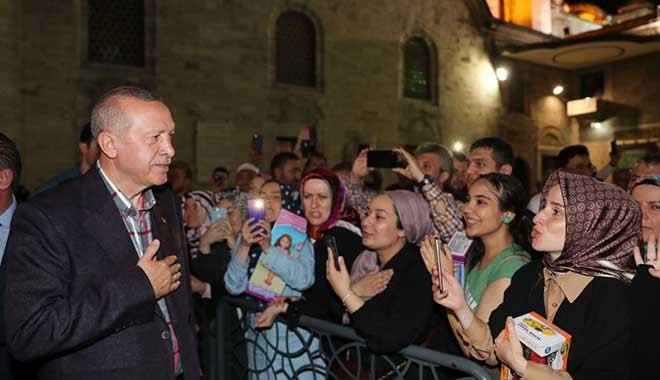 Erdoğan'dan Eyüp Sultan türbesine ziyaret