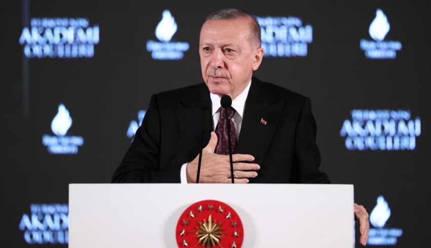 Erdoğan'dan faiz çıkışı: Naslar neyi gerektiriyorsa onu yapacağım, hüküm bu