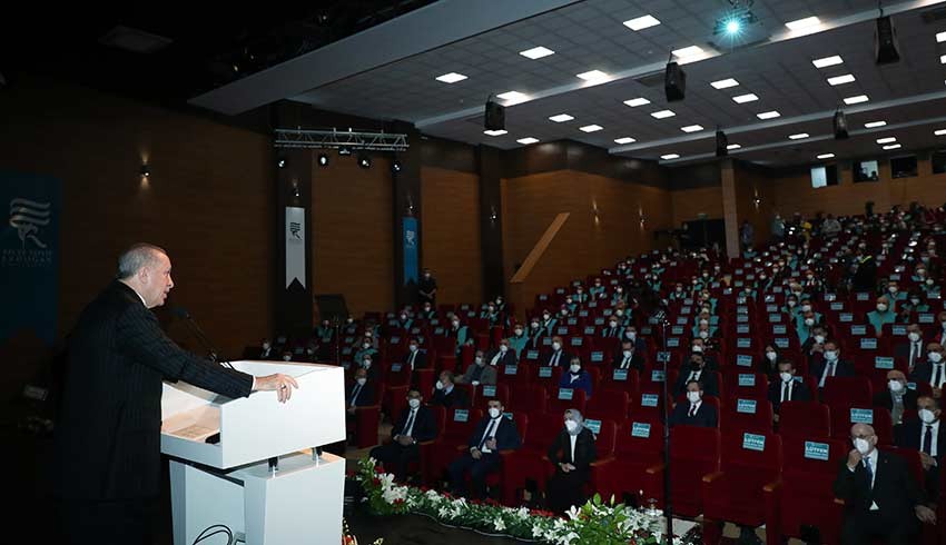 Erdoğan'dan özeleştiri: Arzu ettiğimiz inkişafı sağlayamadık