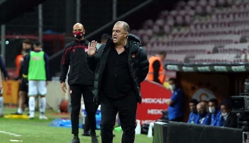 PFDK, Fatih Terim'e 5 maç men cezası verdi