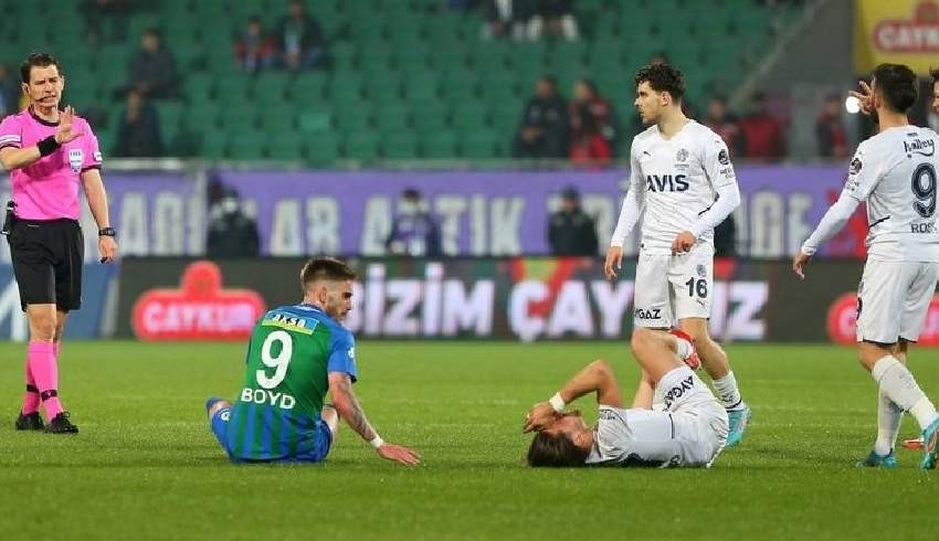 Fenerbahçe’de Crespo sakatlandı, hastaneye götürüldü