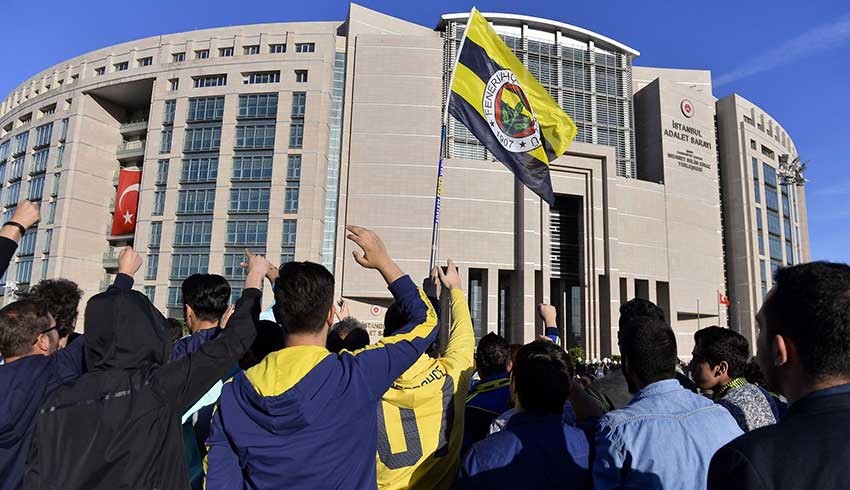 Fenerbahçe'den 3 Temmuz açıklaması: FETÖ yenildi, biz ayaktayız