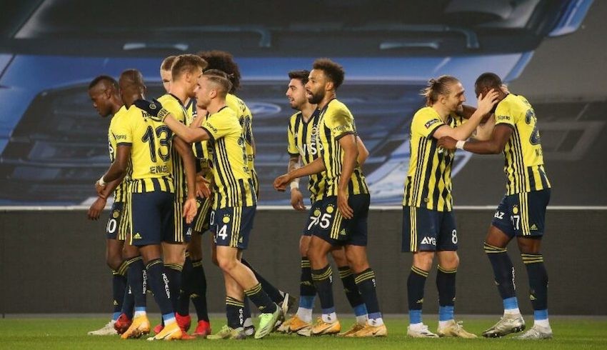 Fenerbahçe üç puanı aldı, zirveye adını yazdırdı