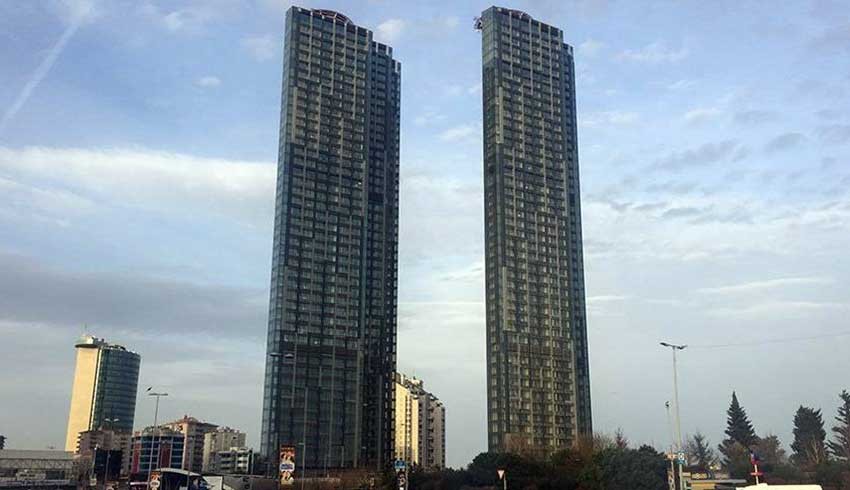 75 yıllık dev holding icralık oldu; Çiftçi Towers'daki 437 daire ve dükkan satılacak