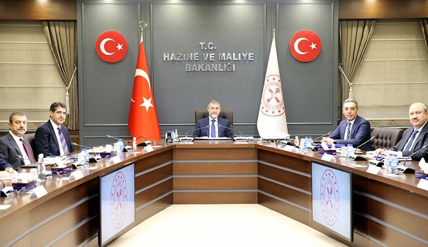 Faiz artışı Merkez’e haram, Hazine’ye helal