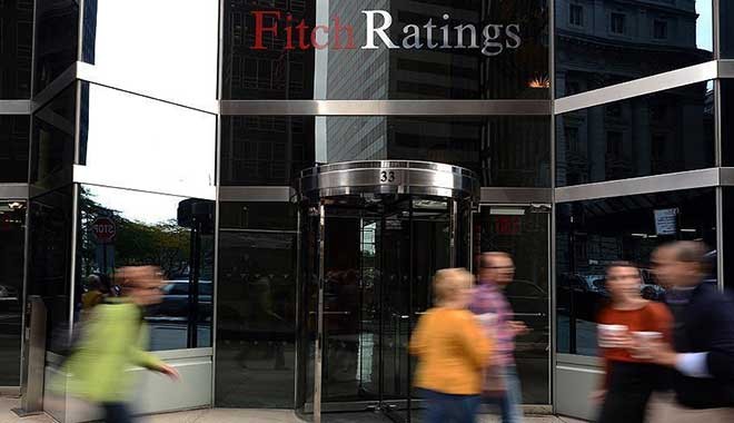 Fitch'den Türkiye'ye küçülme uyarısı