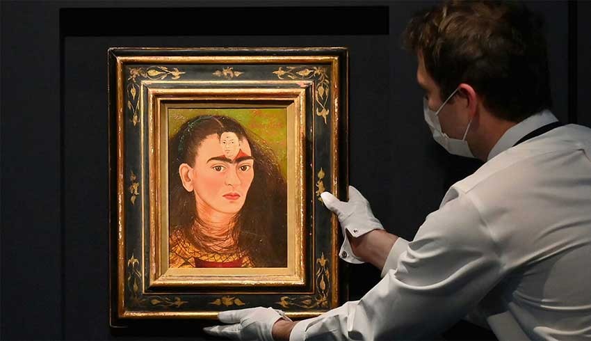 Frida Kahlo'nun otoportresi rekor fiyata satıldı