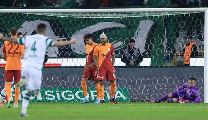 Galatasaray, Konya'dan mağlubiyetle döndü