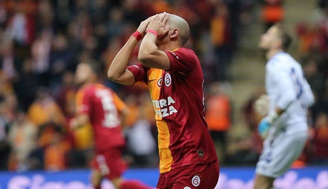 Galatasaray ligde 41 maç sonra evinde kaybetti