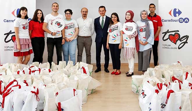 Gençlik paketleri, CarrefourSA ve TOG iş birliğiyle gençlere ulaştı