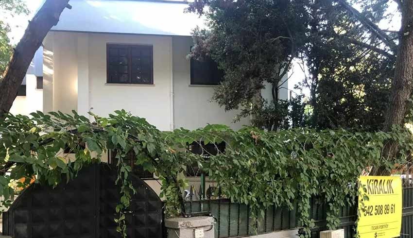 Halil Sezai'nin Tuzla'da oturduğu villa kiralığa çıkarıldı