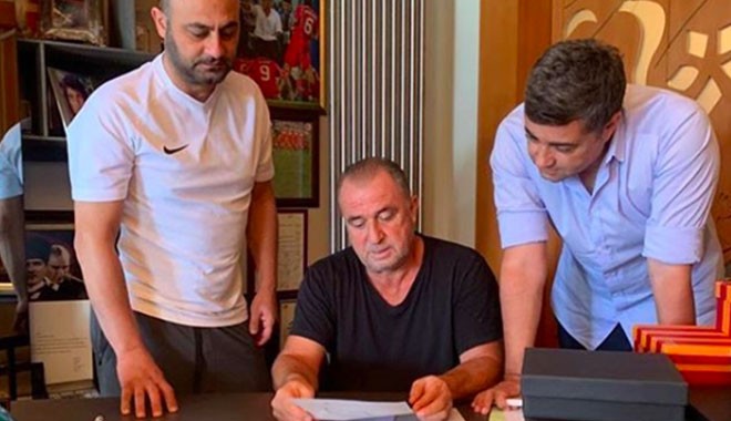 Galatasaray'da Hasan Şaş'dan şok istifa