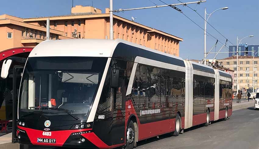 İBB, metrobüsü troleybüse dönüştürmeyi tartışıyor