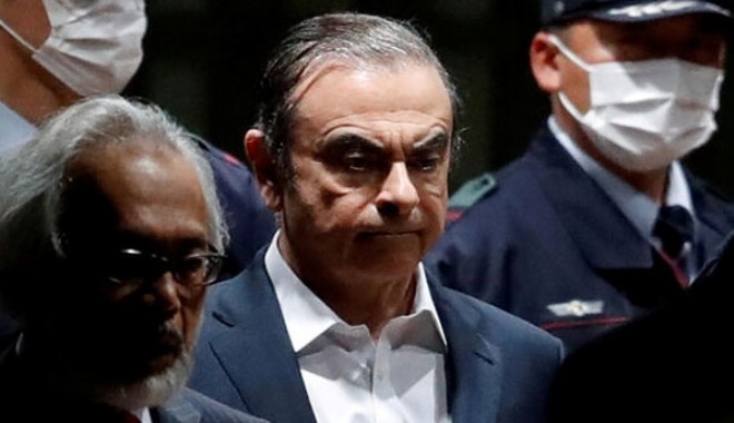 Japonya'da yolsuzlukla yargılanan Nissan'ın eski patronu Ghosn Beyrut'a kaçtı