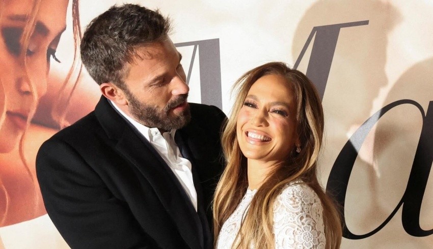 Jennifer Lopez ve Ben Affleck, Las Vegas'ta evlendi!