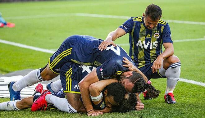 Kadıköy'de inanılmaz son! Fenerbahçe, Malatyaspor'u 3-2 yendi