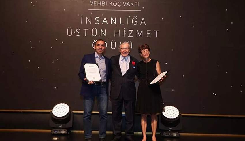 Koç'tan Prof.Dr. Özlem Türeci ve Prof. Dr. Uğur Şahin'e 'İnsanlığa Üstün Hizmet' ödülü